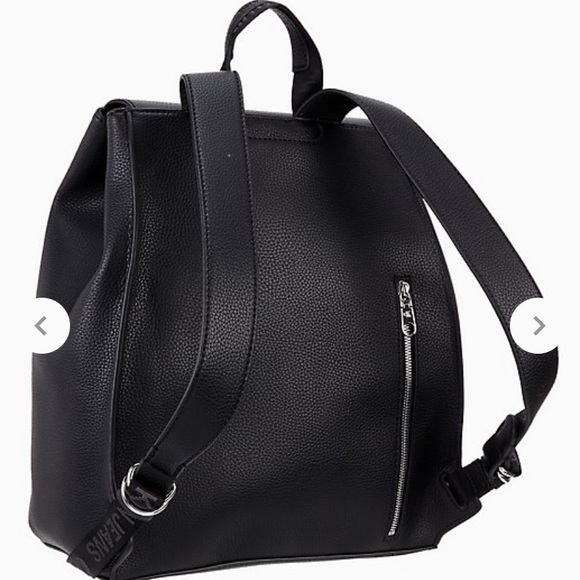 Ultra Light Flap Backpack - Picture 3 of 4